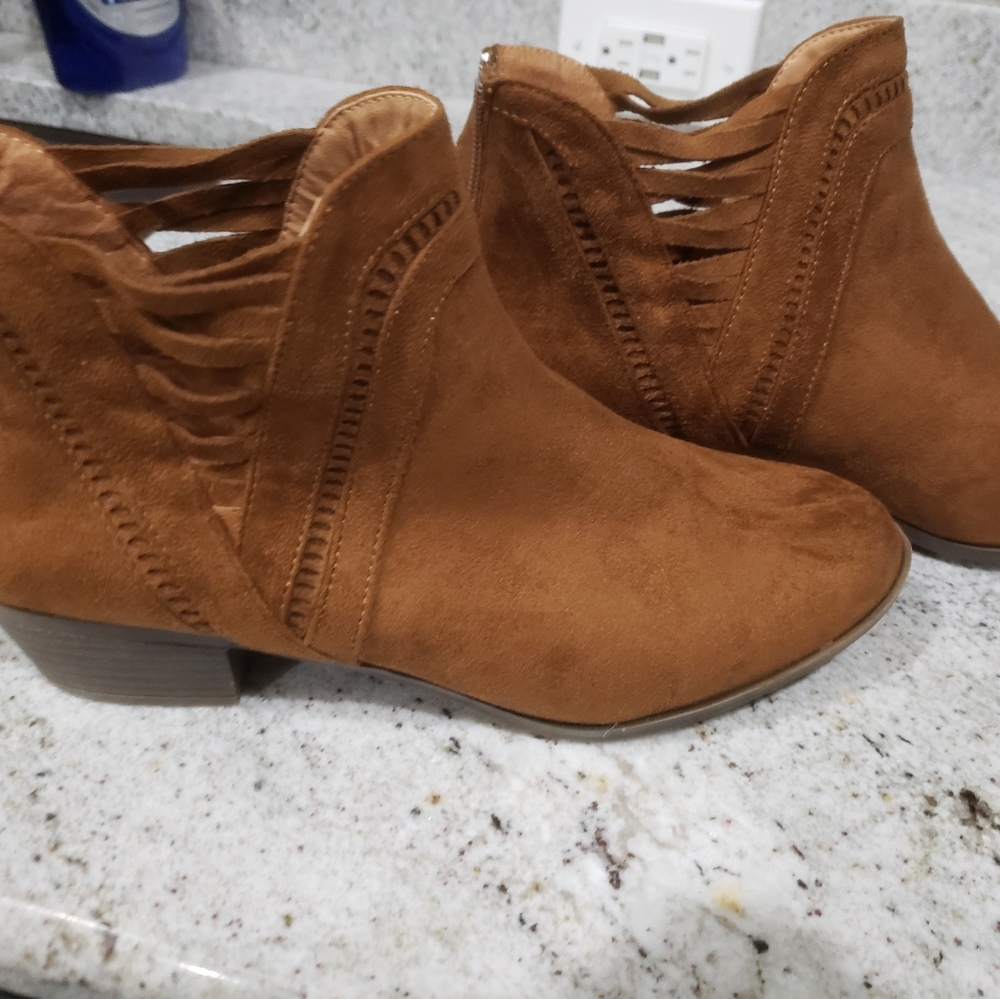 Size 10 No Parking Booties